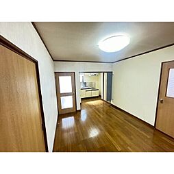 二女子町貸家 1階1SLDKのリビング/ダイニング