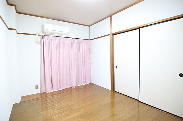 寝室