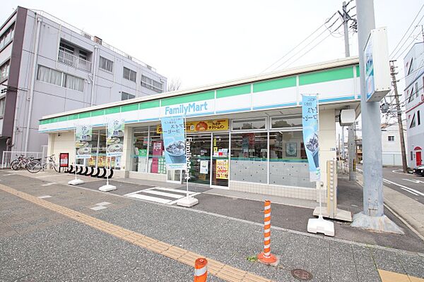 画像20:ファミリーマート　名古屋浅間町店