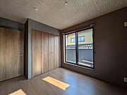 二階の居室です！収納もあり陽当たりも良いです！