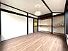 洋室：3DKすべての居室が6帖以上の広さ。ゆったりとした空間でのびのび暮らせます。