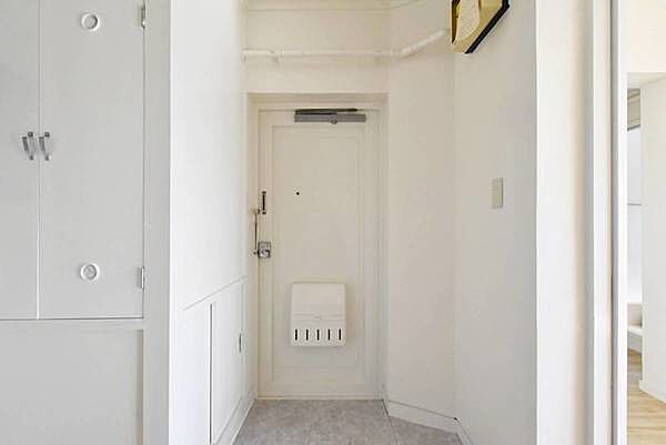 apartment 東京都港区虎ノ門４丁目3-13　ヒューリック神谷町ビル4階