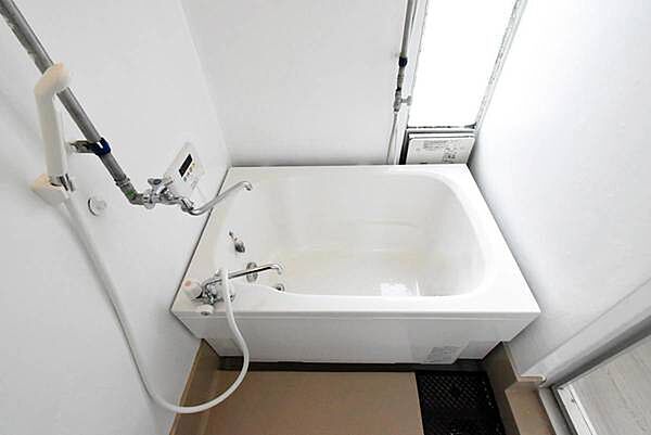 apartment 茨城県筑西市藤ケ谷1615-7
藤ケ谷の賃貸情報を見る
物件地図