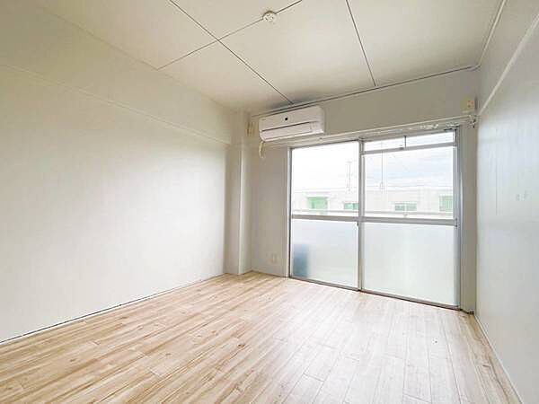 apartment 東京都港区虎ノ門４丁目3-13　ヒューリック神谷町ビル4階