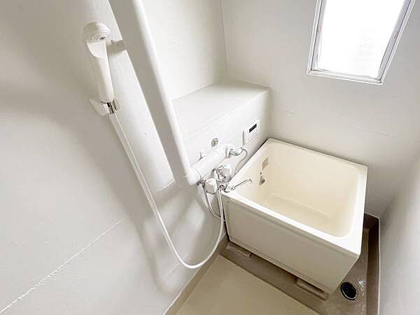 apartment 東京都港区虎ノ門４丁目3-13　ヒューリック神谷町ビル4階