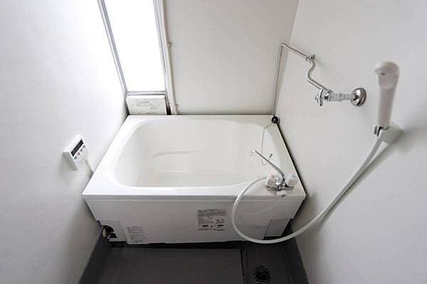 浴室：ビレッジハウスの同一物件・同一タイプの間取りの写真です