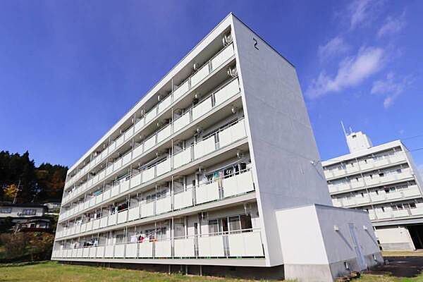 apartment 岩手県奥州市前沢字山下140-2
前沢粟ケ島の賃貸情報を見る
物件地図