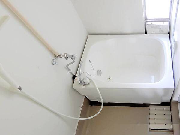 apartment 秋田県大仙市飯田字堰東168-2
飯田の賃貸情報を見る
物件地図
