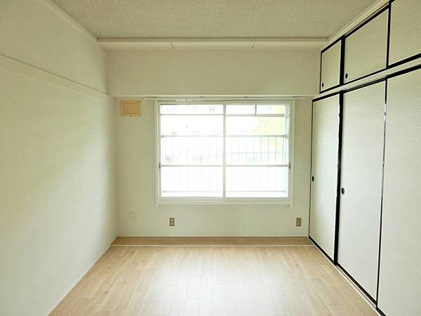 apartment 岩手県紫波郡矢巾町大字広宮沢第11地割506-4
広宮沢の賃貸情報を見る
物件地図