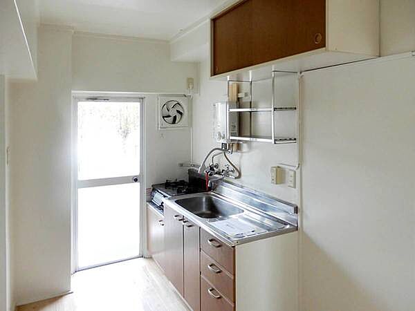 apartment 東京都港区虎ノ門４丁目3-13　ヒューリック神谷町ビル4階