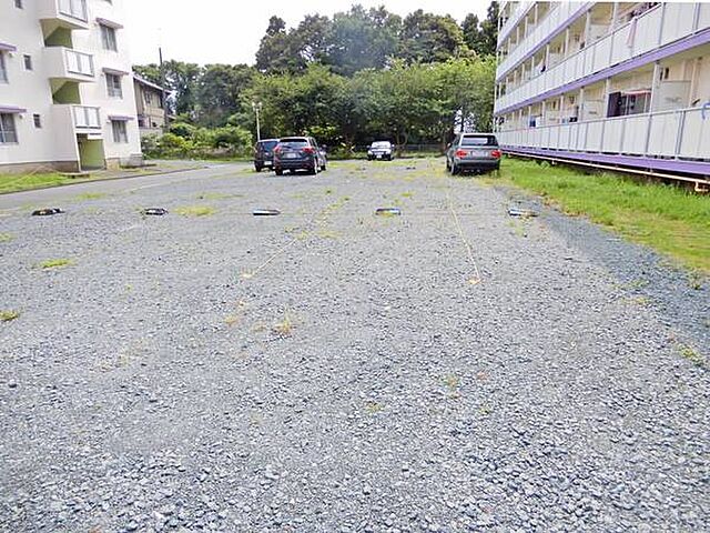 7 / 11