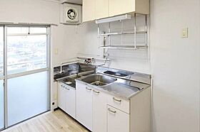 ビレッジハウス棚田山2号棟
