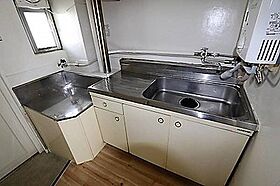 ビレッジハウス塔野地4号棟