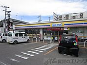 ミニストップ 高槻寿町1丁目店 徒歩3分。 180m