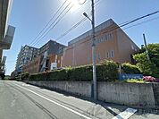 淀川キリスト教病院 徒歩42分。 3360m