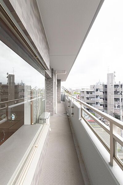 バルコニーを拡大表示