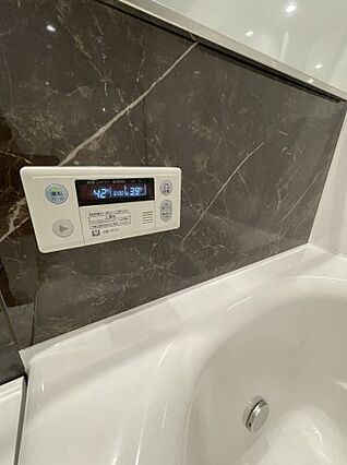 便利なオートバ...