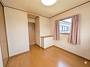 ※掲載の室内写真は、居住中の室内から家具・調度品等をCG合成（消去）により取り除いたものであり、空室時をイメージしたCG画像になります。実際の現況とは異なり、現況優先となります。