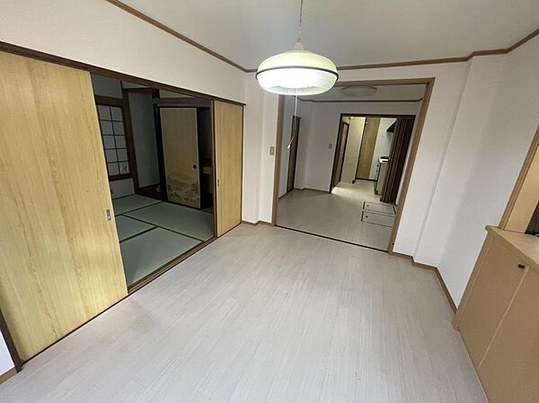 室内を拡大表示