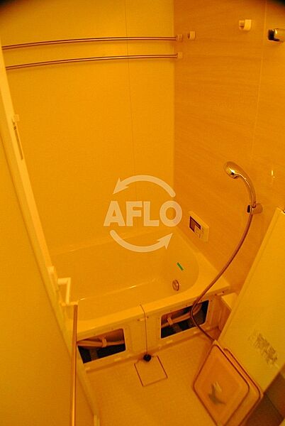 画像7:アーバネックス堂島　浴室換気乾燥暖房機付バスルーム