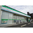 コンビニ「ファミリーマート佐井寺南が丘店まで118m」