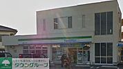 ファミリーマート新座野寺二丁目店 徒歩4分。コンビニ 310m