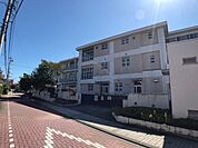 静岡市立清水辻小学校≪教育目標≫自ら考え挑戦する子≪重点目標≫じまんをつくろう～自信と優しさいっぱいの辻っ子～●児童数（2023年度）…291名 370m