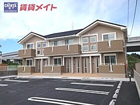 ルミエールIII 101 ｜ 三重県四日市市広永町（賃貸アパート1LDK・1階・37.13㎡） その1