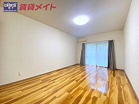 セレッソＩＫＵＷＡ 3E ｜ 三重県四日市市東坂部町（賃貸マンション1K・3階・30.00㎡） その3