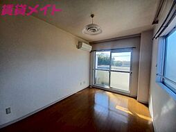 ハイツエリシャン 3階1Kのリビング/ダイニング