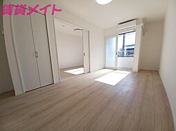 MYカメリア 2階1LDKのリビング/ダイニング