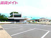 ひばりこども園 208m