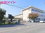 四日市市立山手中学校 1597m