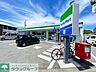 周辺：ファミリーマート湘南松尾店 徒歩7分。 510m