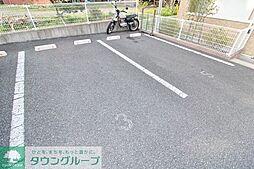 6 / 11