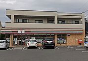 セブンイレブン平塚高村店 463m