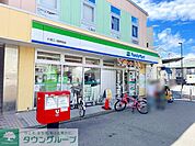 ファミリーマート片瀬江ノ島駅前店 徒歩2分。 150m