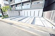 敷地内駐車場は要空き確認