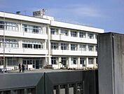 比々多小学校 470m