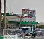 スーパー生鮮館TAIGA藤沢石川店 徒歩11分。スーパー 850m