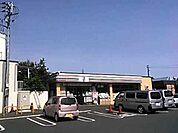 セブンイレブン 288m