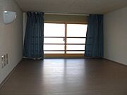 収納や寝室にご利用頂けます