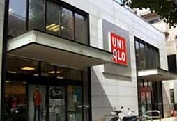 ユニクロ上池台店 769m