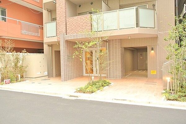 ラフィスタ伊勢佐木長者町駅前ウエスト
