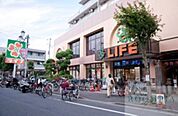 ライフ武蔵小山店 徒歩16分。 1240m