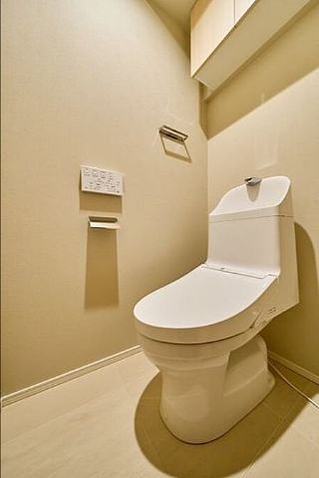 【トイレ】トイレリフォーム済。毎日を清潔に過ごせます。