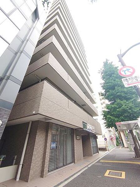 【外観】高い耐久性や断熱・気密性、防音性に優れた鉄骨鉄筋コンクリート構造です。