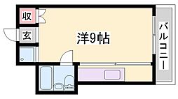 メゾンシンセイ 1階