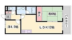 キャッスルKAZU 2階