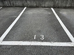 17 / 23